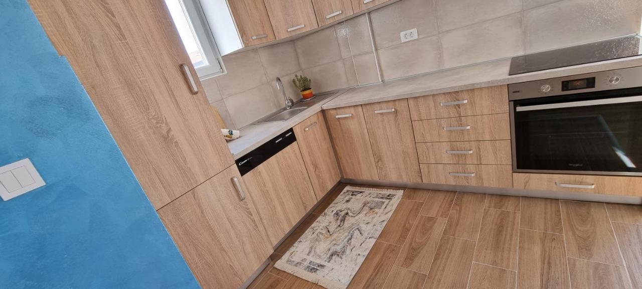 Naki Apartmani Ποντγορίτσα Εξωτερικό φωτογραφία