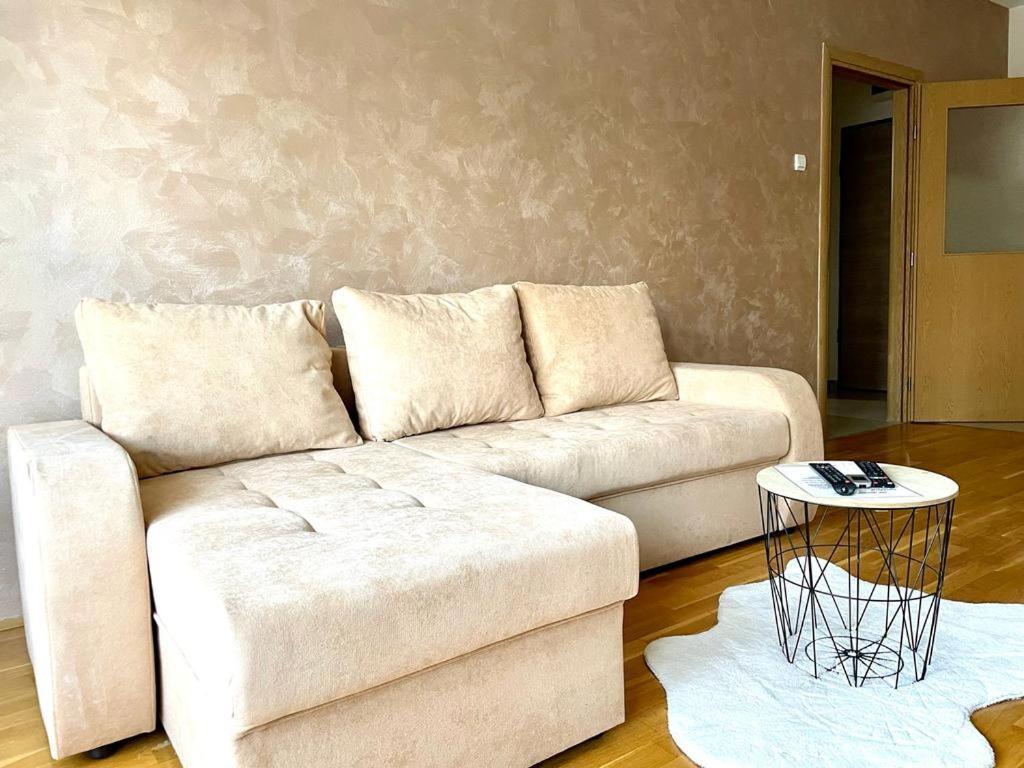 Naki Apartmani Ποντγορίτσα Εξωτερικό φωτογραφία