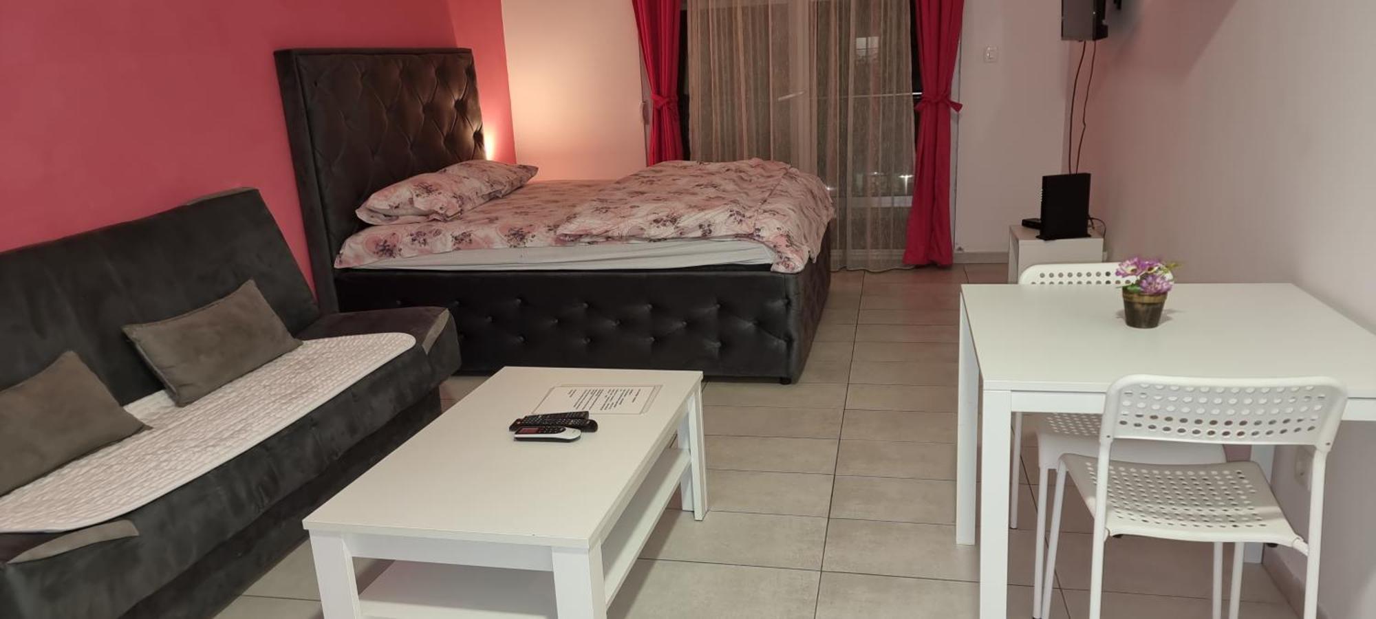 Naki Apartmani Ποντγορίτσα Δωμάτιο φωτογραφία